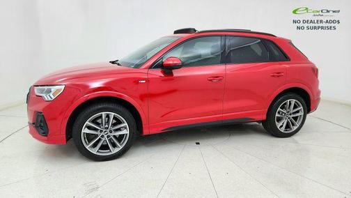 Progressive Red Metallic 2025 Audi Q3 Premium 45 TFSI S line quattro Tiptronic