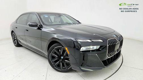 Black Sapphire Metallic 2026 BMW 740 740i