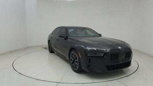 Black Sapphire Metallic 2026 BMW 740 740i