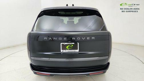 Santorini Black Metallic 2023 Land Rover Range Rover P530 SE