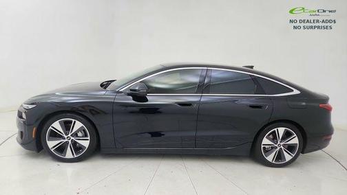 Mythos Black Metallic 2025 Audi A6 e-tron Prestige