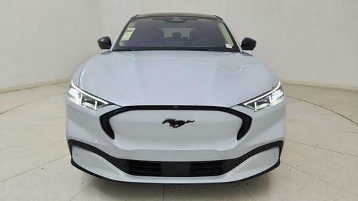 Space White Metallic 2023 Ford Mustang Mach-E Premium