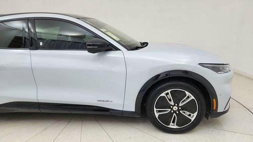 Space White Metallic 2023 Ford Mustang Mach-E Premium