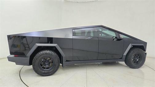 2025 Tesla Cybertruck Cyberbeast