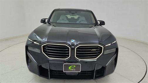2023 BMW XM Base