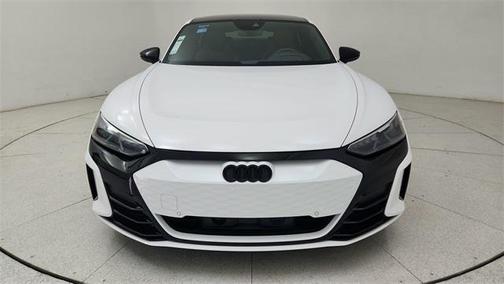 2024 Audi e-tron GT Prestige quattro