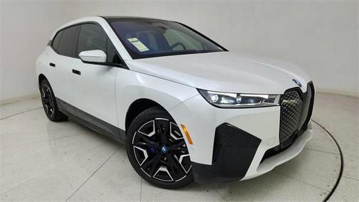 2025 BMW iX xDrive50