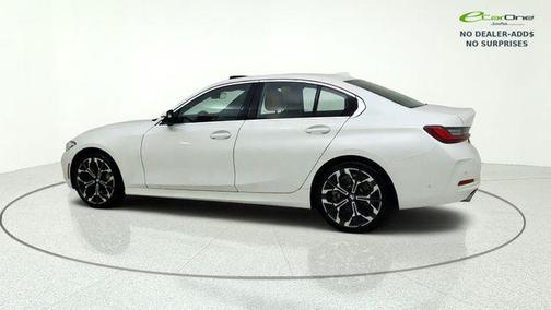 Mineral White Metallic 2025 BMW 330 330i