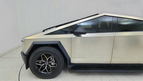 2025 Tesla Cybertruck All-Wheel Drive