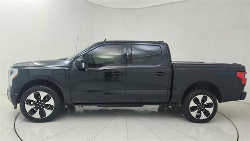 2023 Ford F-150 Lightning Platinum