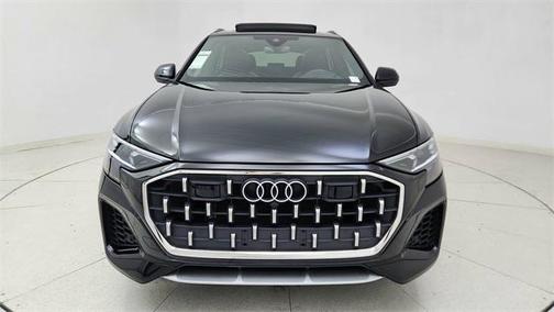 2024 Audi Q8 55 Prestige