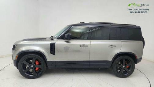 2025 Land Rover Defender 110 P400 X