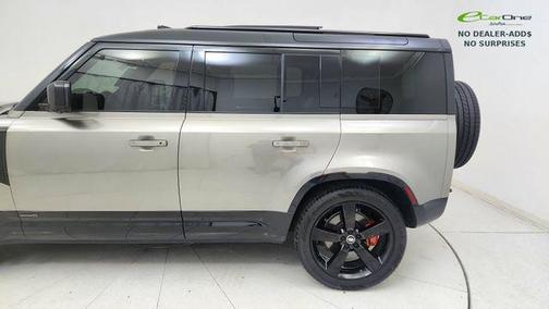 2025 Land Rover Defender 110 P400 X