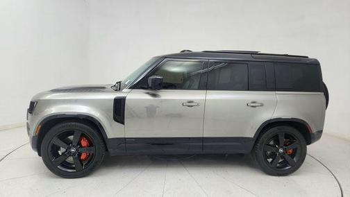 2025 Land Rover Defender 110 P400 X