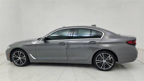 2022 BMW 530 i