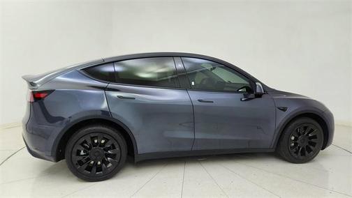 2025 Tesla Model Y Long Range Dual Motor All-Wheel Drive