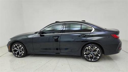 2025 BMW 330 xDrive