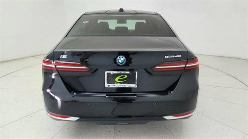 2024 BMW i5 eDrive40