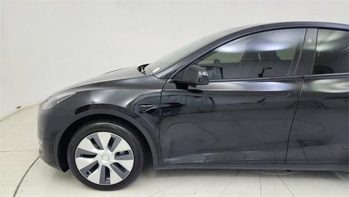 2024 Tesla Model Y Long Range Dual Motor All-Wheel Drive
