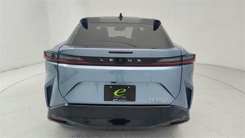 2023 Lexus RZ 450e Luxury
