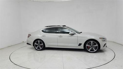 2025 Genesis G70 2.5T RWD