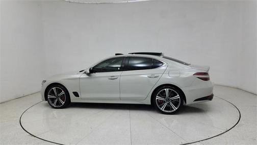 2025 Genesis G70 2.5T RWD