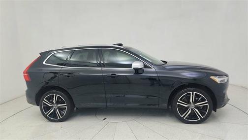 2019 Volvo XC60 T6 R-Design