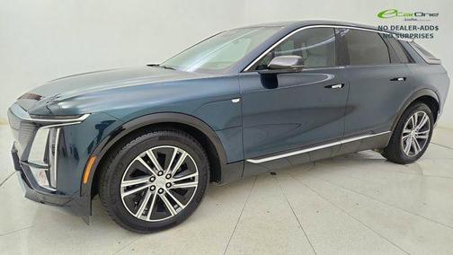 Emerald Lake Metallic 2025 Cadillac LYRIQ Luxury