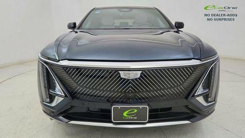 Emerald Lake Metallic 2025 Cadillac LYRIQ Luxury