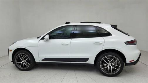 2023 Porsche Macan T