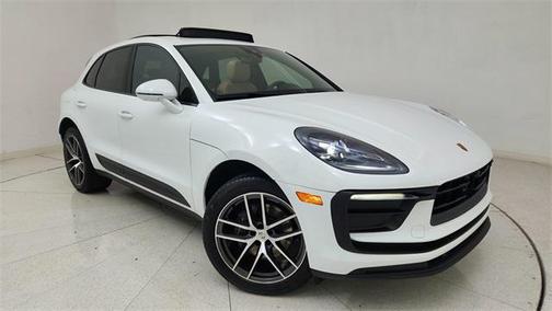 2023 Porsche Macan T