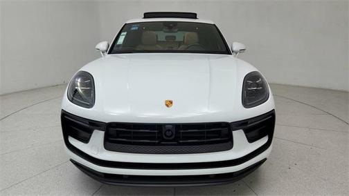 2023 Porsche Macan T