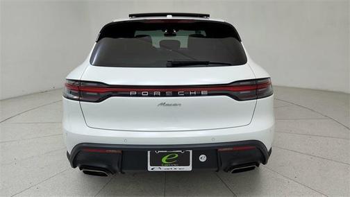 2023 Porsche Macan T