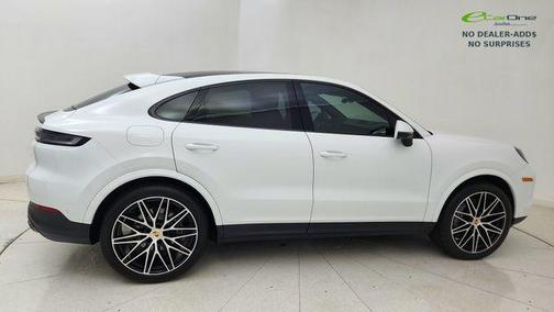 White 2024 Porsche Cayenne Cayenne
