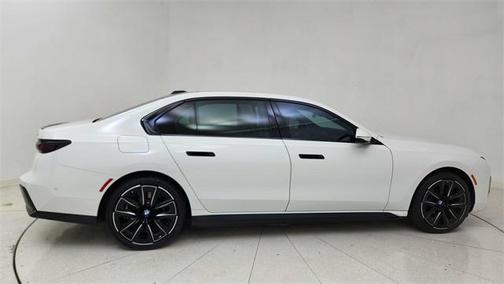 2024 BMW i7 eDrive50