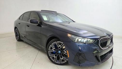 2025 BMW i5 xDrive40