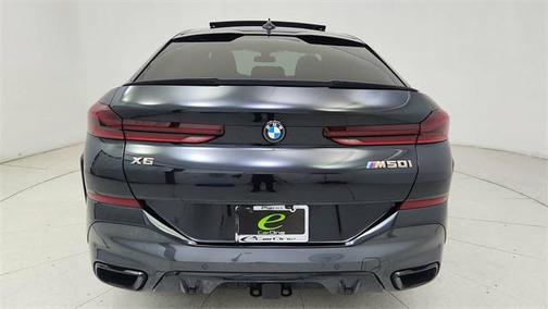 2022 BMW X6 M50i