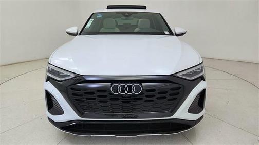 2024 Audi Q8 e-tron Premium Plus