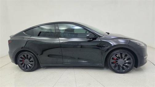 2024 Tesla Model Y Performance Dual Motor All-Wheel Drive