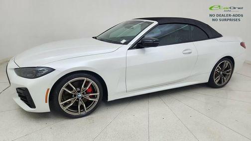 Mineral White Metallic 2024 BMW M440 i