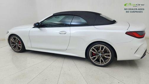 Mineral White Metallic 2024 BMW M440 i