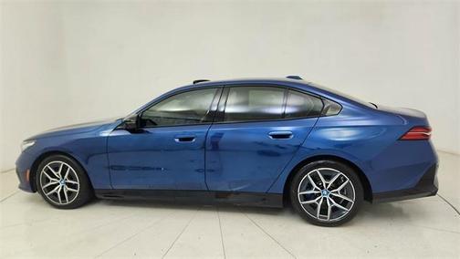 2024 BMW i5 M60