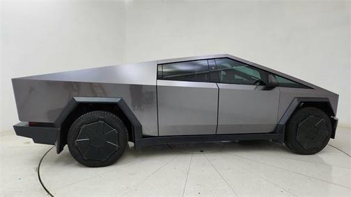 2024 Tesla Cybertruck Cyberbeast