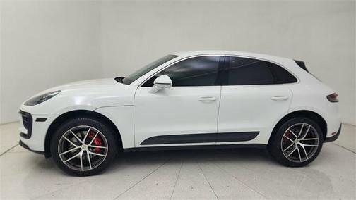 2022 Porsche Macan Base