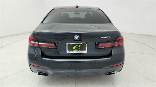2022 BMW 540 i