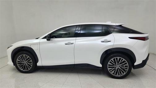 2023 Lexus RZ 450e Luxury