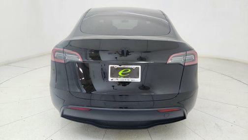 2025 Tesla Model Y Long Range Dual Motor Rear-Wheel Drive