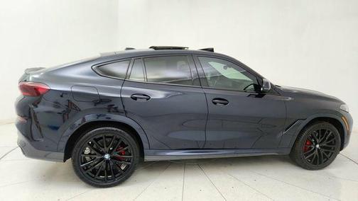 Carbon Black Metallic 2025 BMW X6 xDrive40i