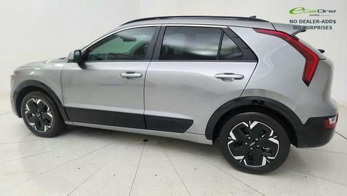 Steel Gray 2024 Kia Niro EV Wave