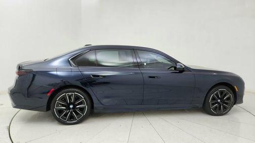 2025 BMW i7 xDrive60